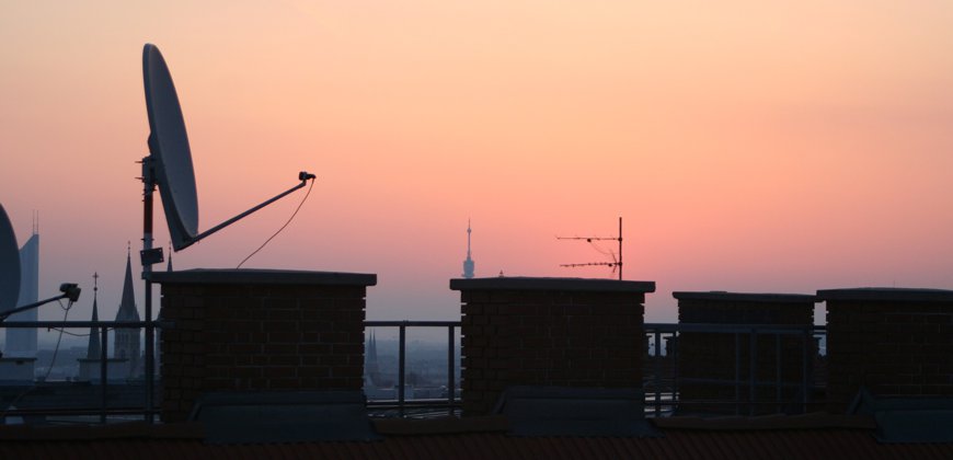 Telewizja naziemna i satelitarna